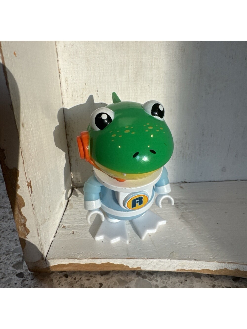Ryan's World Gus the Gummy Gator Astronaut Space Figure